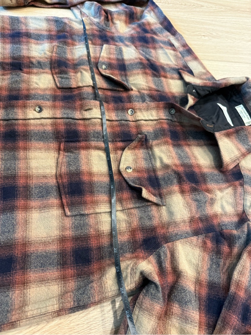 Pendleton 100% Wool Plaid Shirt in Brown & Cream men’s outdoor shirt - Picture 5 of 7